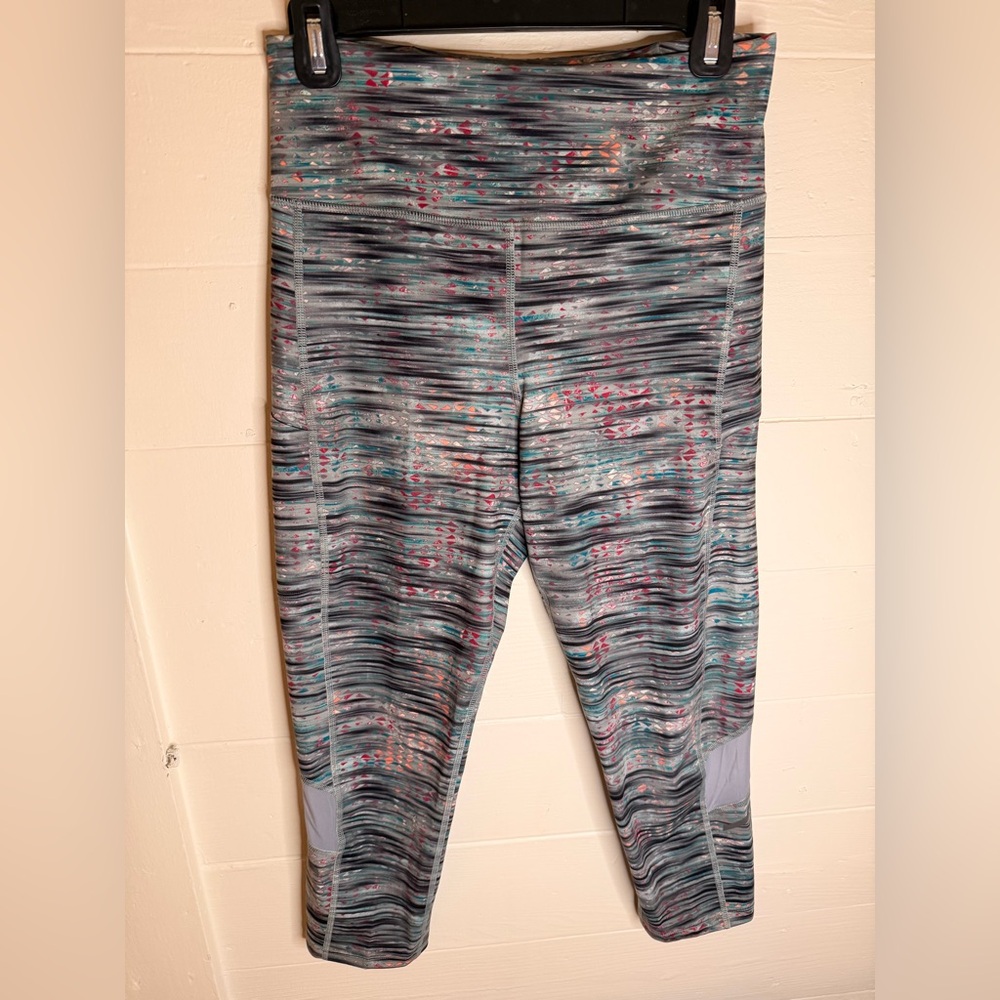 Golite Multicolor Performance Capri Leggings - image 2